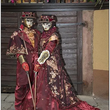 Chez Marianne Daire *