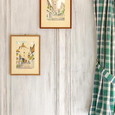 Chez Marianne Daire *